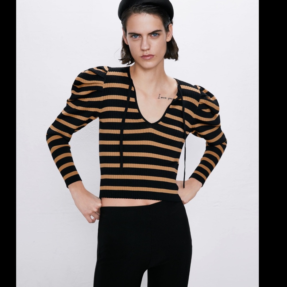 ZARA STRIPED PUFF SLEEVE SWEATER